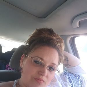 Meet your Posher, Suzanne